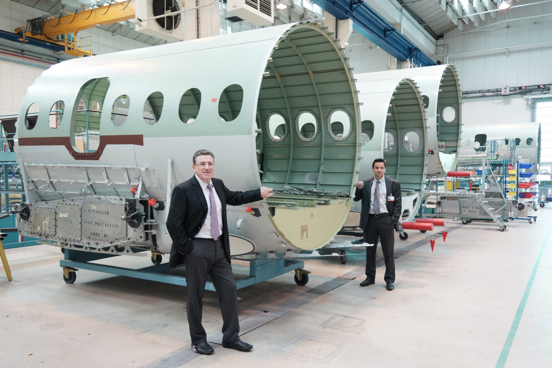 Messieurs CHARRITTON ET LES TRONCONS FABRIQUES POUR DASSAULT AVIATION