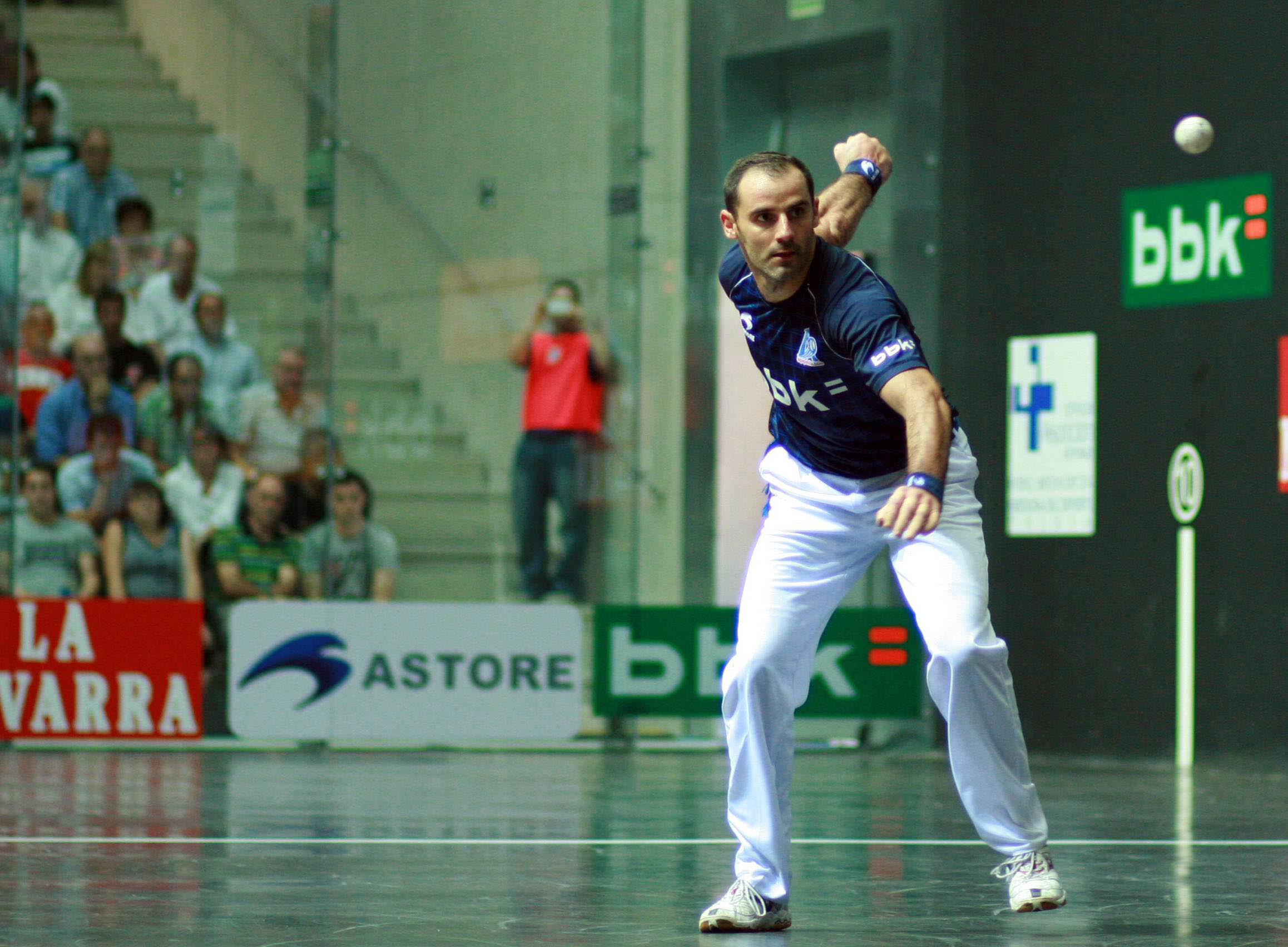 Yves Sallabery, dit Xala champion d’Espagne individuel à main nue.